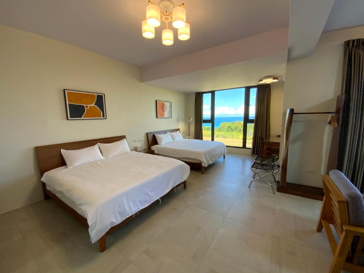 Chambre avec 2 Grands Lits Queen-Size