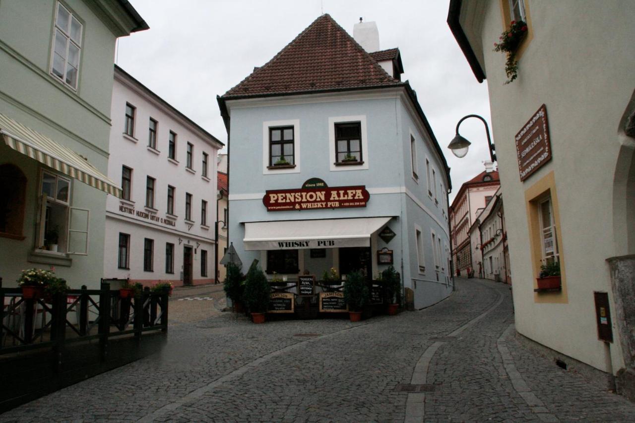 Pension Alfa & Whisky Pub - B&B