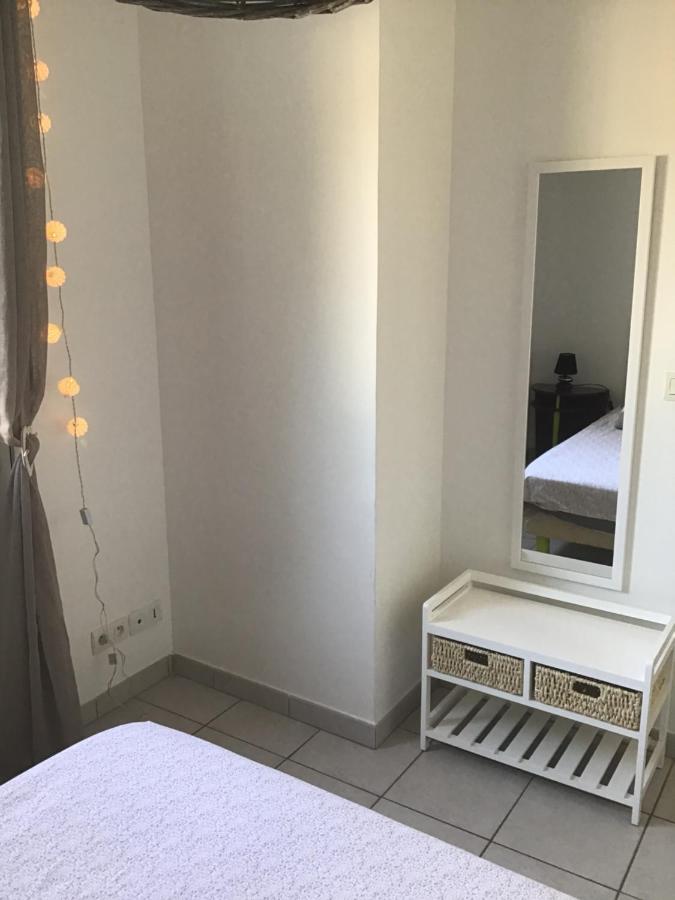 Appt T2 Standing avec Piscine et Terrasse - Chambres d’hôtes