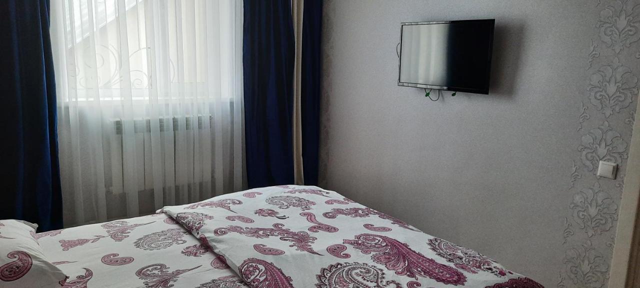 Camera Matrimoniale con Letto Supplementare