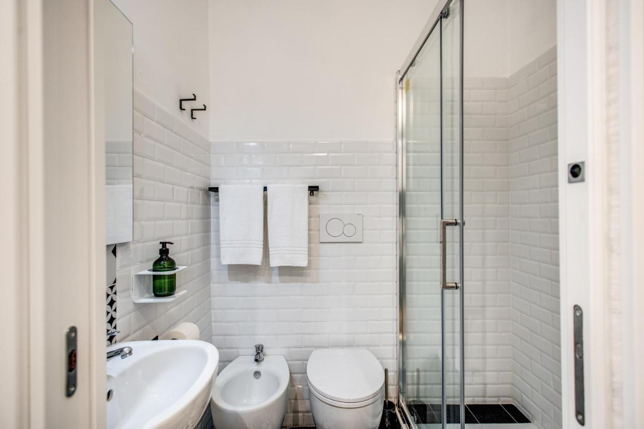 Single Room with Private Bathroom