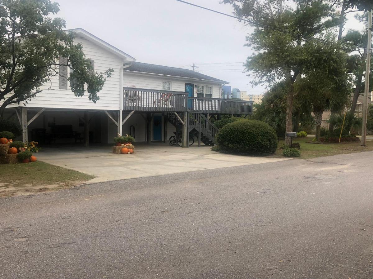 Beach Breeze 3, pet friendly, walking distance to Atlantic Ocean free parking - B&B Myrtle Beach