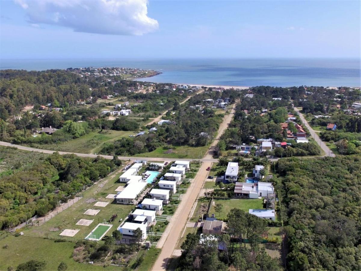 Skyblue Apart Hotel Punta Colorada - B&B Piriápolis