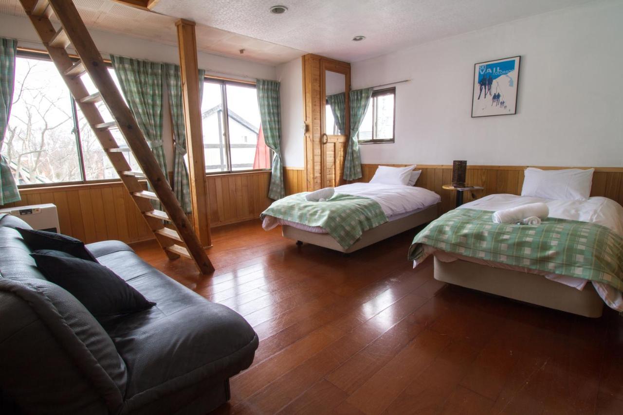 Familienzimmer mit Bergblick