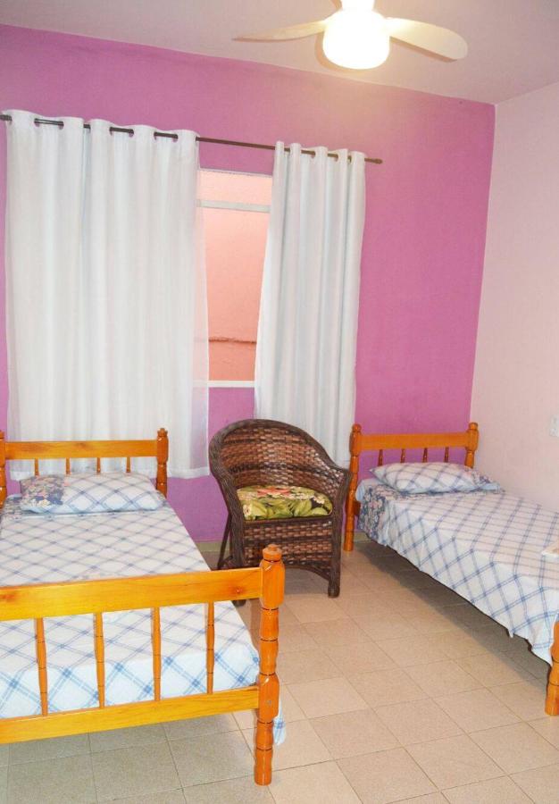 Basic Triple Room with Shared Bathroom