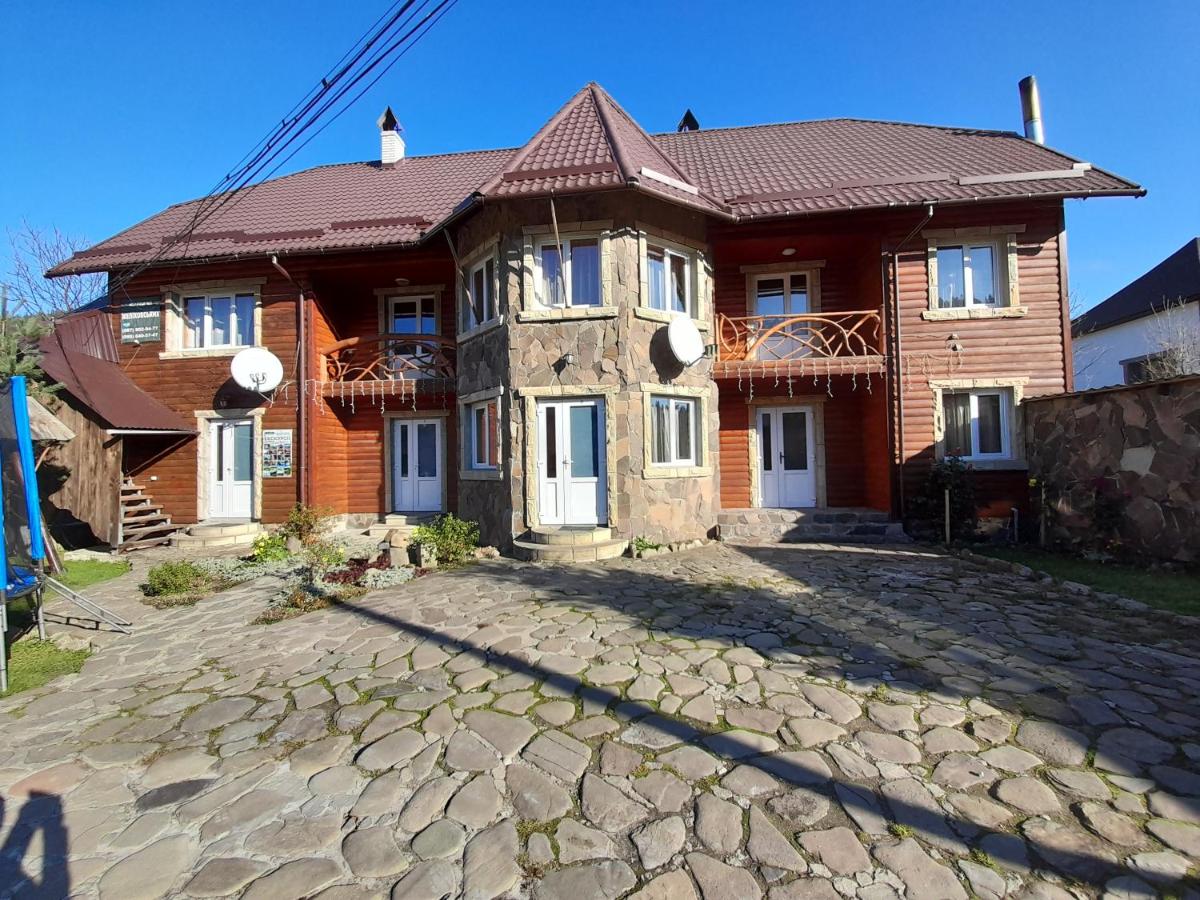 Cottage Zhelikhovskykh - Ferienwohnung