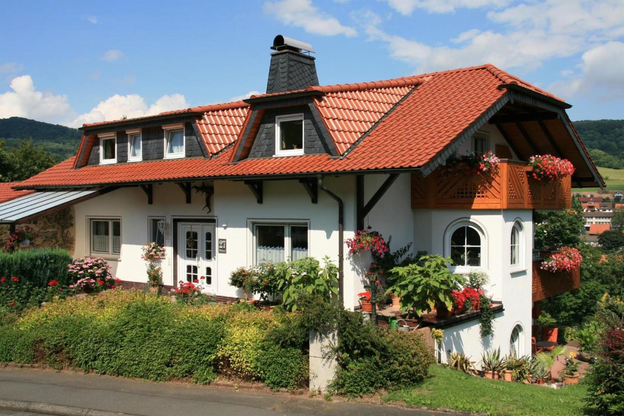 B&B Hilders - Haus Luise Weber - Bed and Breakfast Hilders