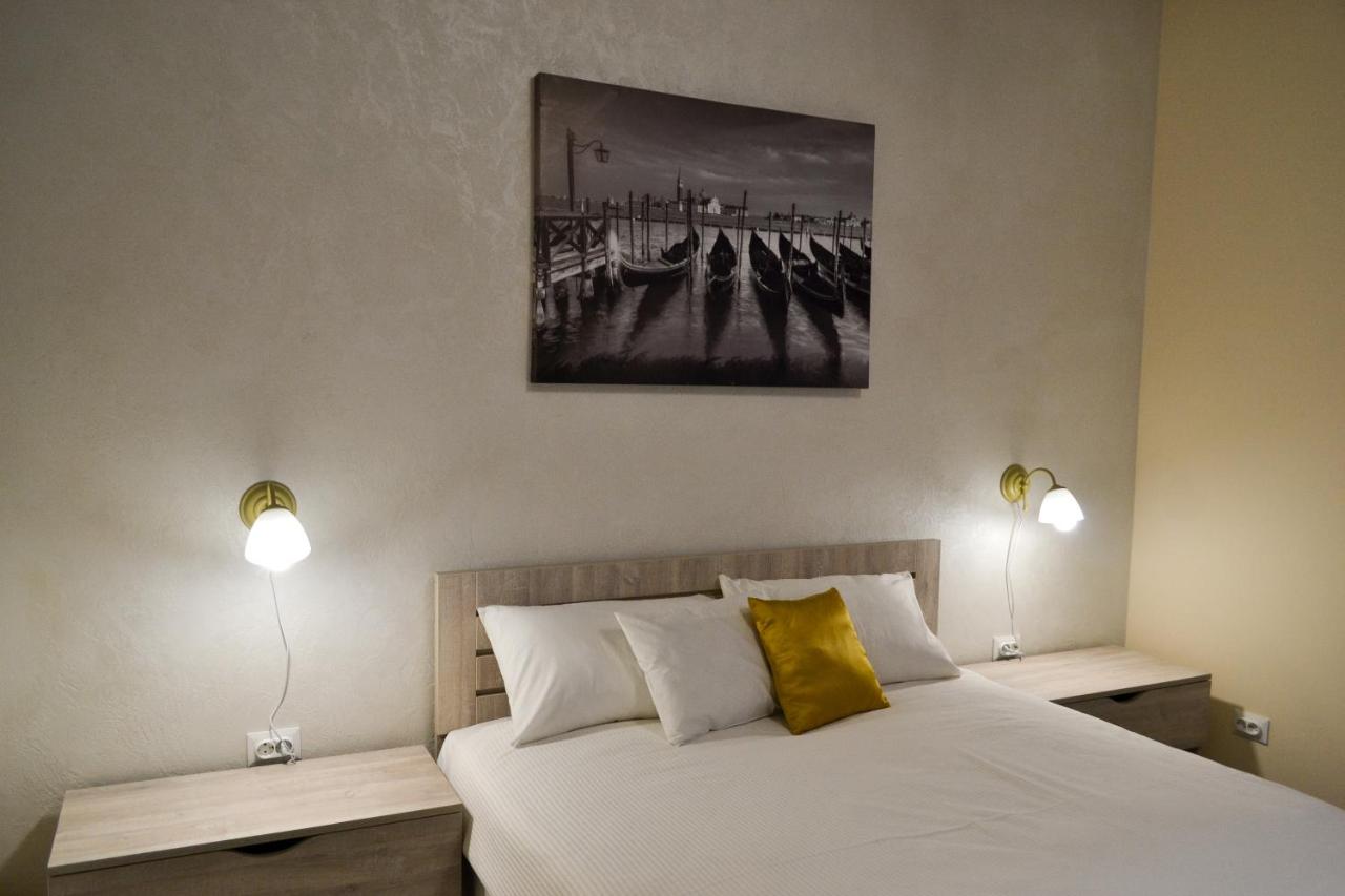 Aquamarine apartments Lviv - B&B Leopoli