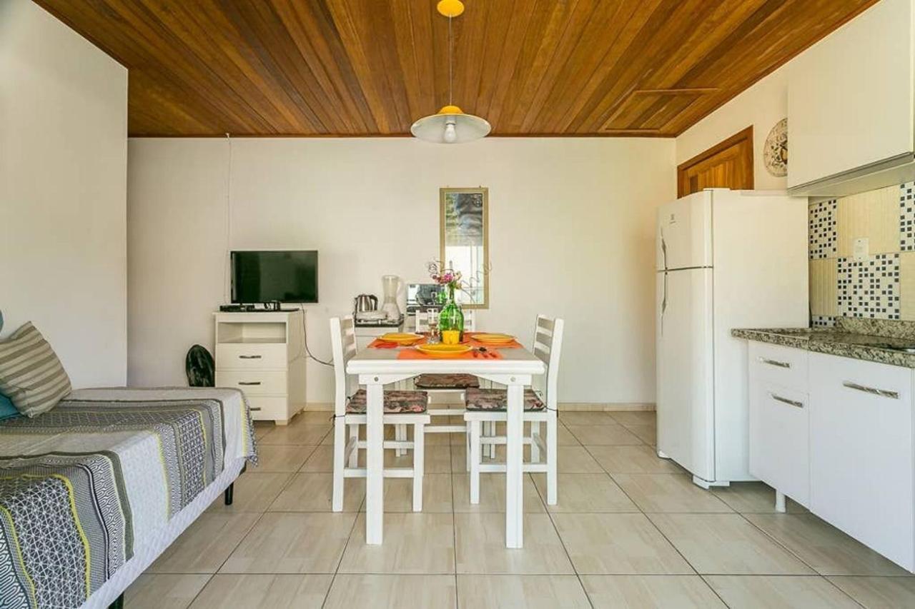 2 sacadas ultra WiFi quase 5 estrelas com 40 comentários! ***** - B&B Florianópolis