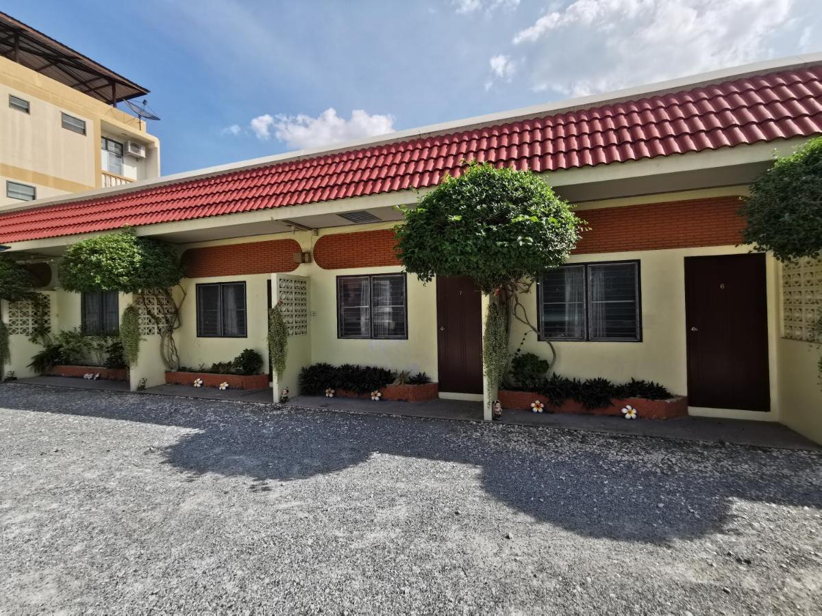 Samiya Guesthouse - Ferienwohnung Ban Bang Saen