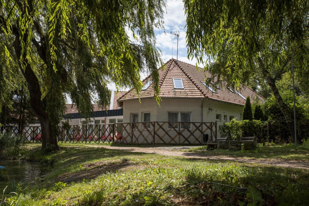 B&B Kőszeg - Tó-Part Panzió Kőszeg - Bed and Breakfast Kőszeg