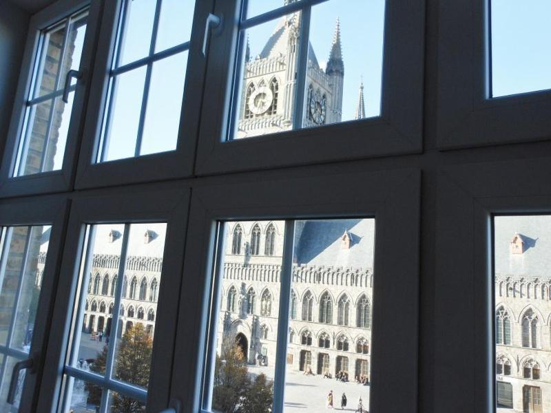 Holiday Home Ieper Market Square - B&B Ypres