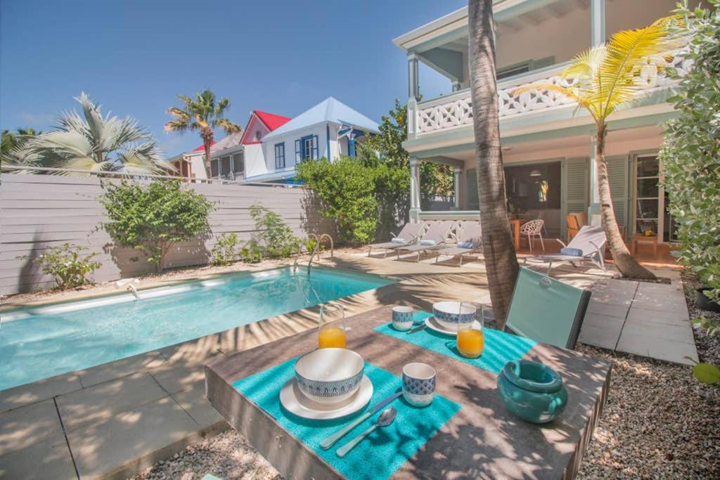 B&B Orient Bay - AQUAMARINE, 2 bedroom beach house and private pool, Orient beach! - Bed and Breakfast Orient Bay