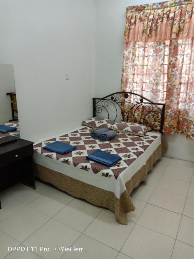 YIE HOMESTAY muslim friendly - B&B Kampong Bukit Dukong