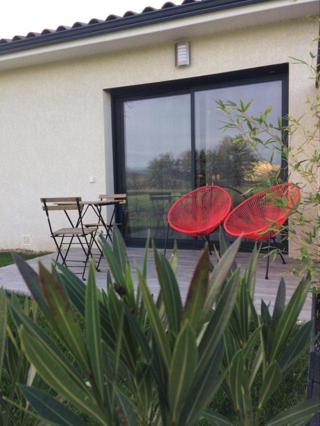 Les Jardins d'Oc - Wifi, Terrasse et Jardinet - Appart T2 neuf - B&B