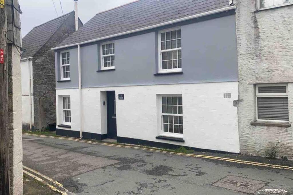 Beautiful Cottage in Central St Columb Major - B&B