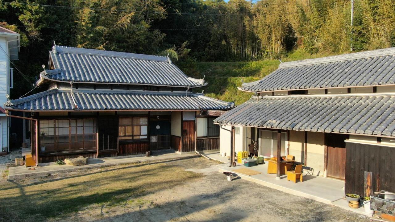 B&B Minamiawaji - 猫と図書館のある宿 草地家 Kusachike - Bed and Breakfast Minamiawaji