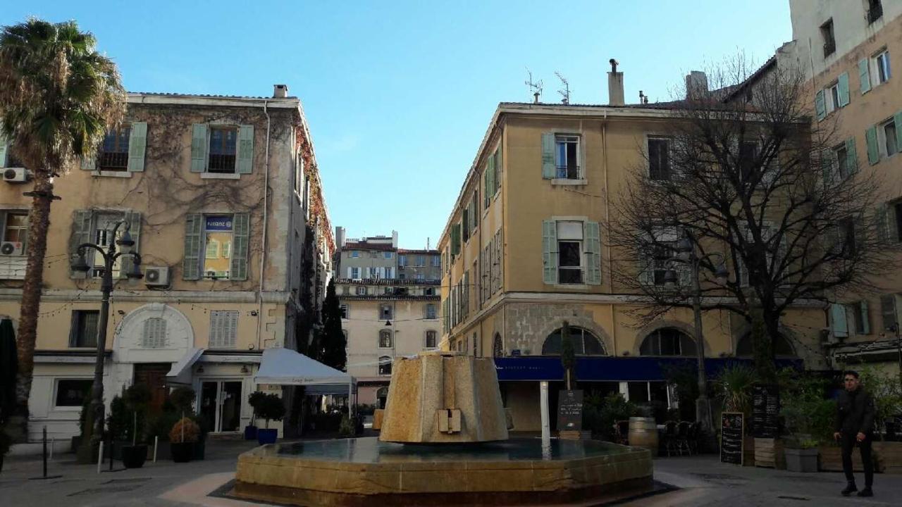 Le cocon de Louise-Vieux Port - B&B