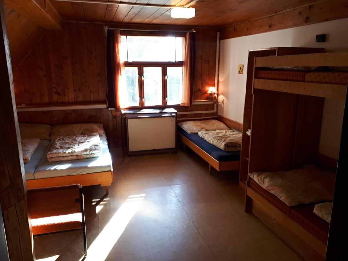 Familienzimmer mit Bad