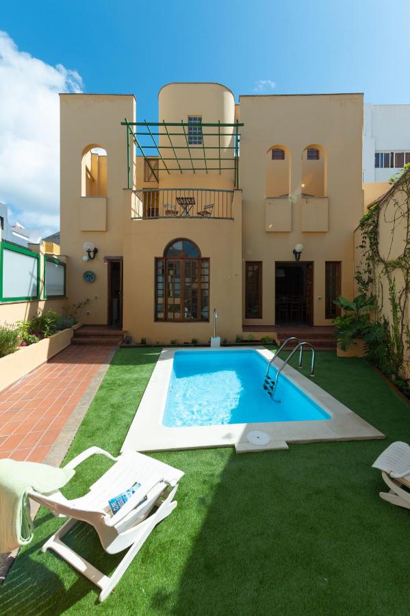 B&B Gáldar - The Yellow House - Solarium - Climatized Pool - Bed and Breakfast Gáldar