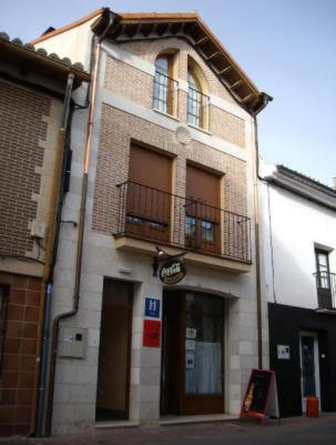Hostal Catalina de Austria - Bed and Breakfast