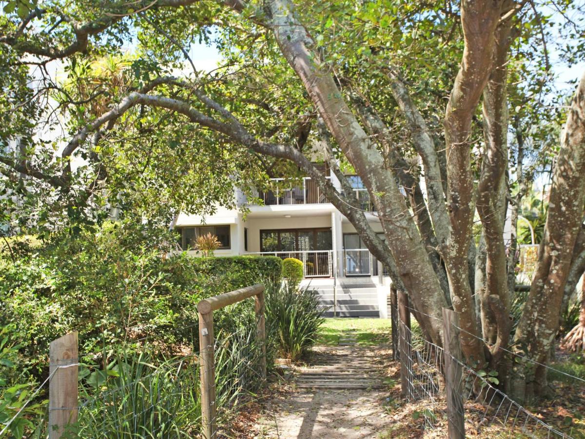 Windmill 4 Two Bedroom Beachside Apartment on Parkyn Parade - B&B