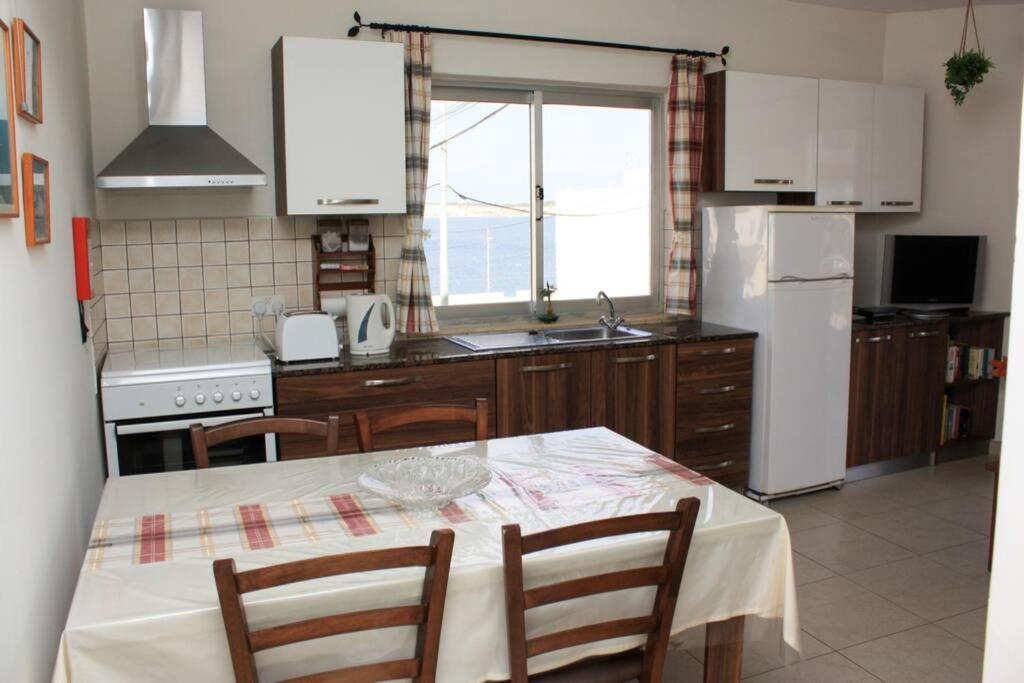 B&B Mellieħa - Fiesta Apartment Seaview - Bed and Breakfast Mellieħa