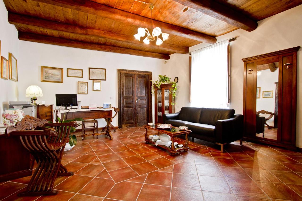 Ospitalità Don Carlo - B&B Tortorella