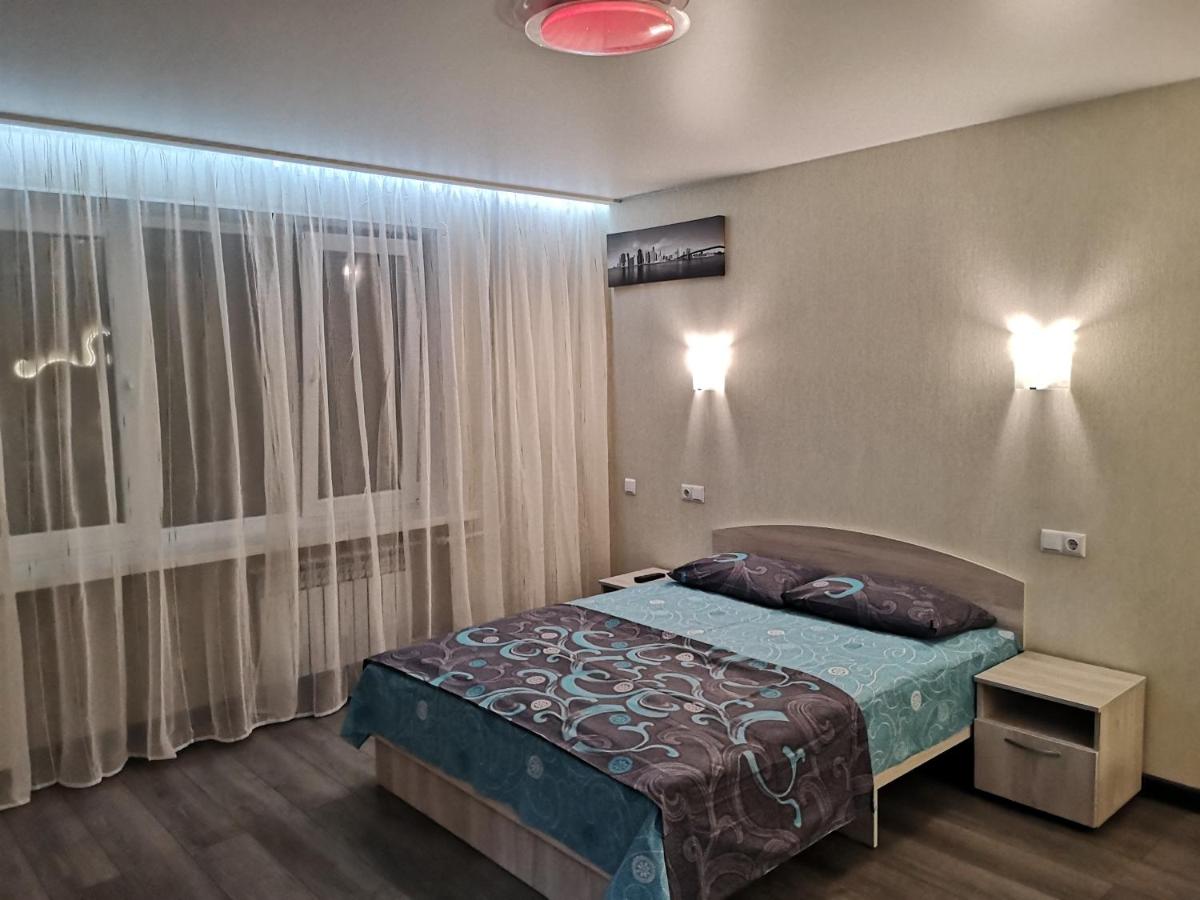 B&B Zaporizhzhya - НОВАЯ КВАРТИРА на пр. Соборном возле ЗНУ - Bed and Breakfast Zaporizhzhya