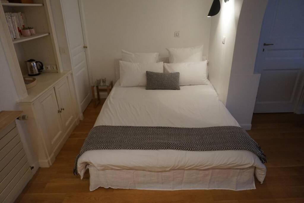 Le calme à 2 pas de Paris - B&B Levallois-Perret