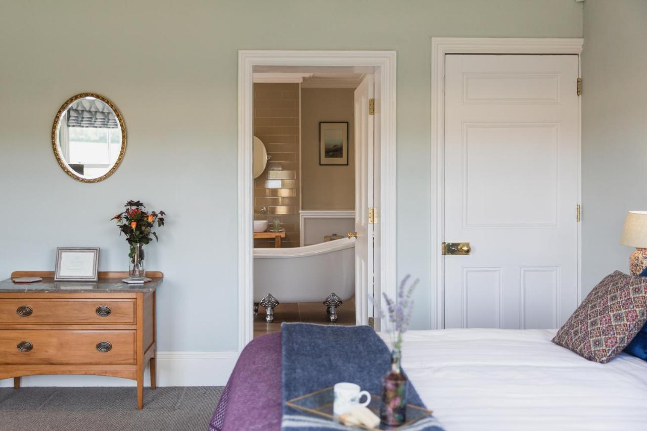 Classic Double Room with Bath