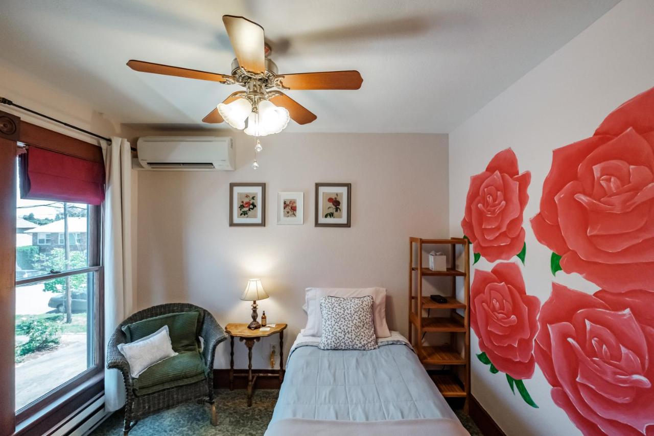 Chambre Simple avec Salle de Bains Commune