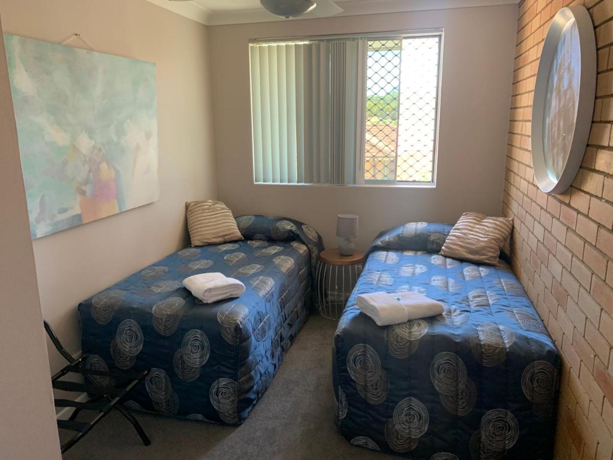 Deluxe Two-Bedroom Apartment Unit 9