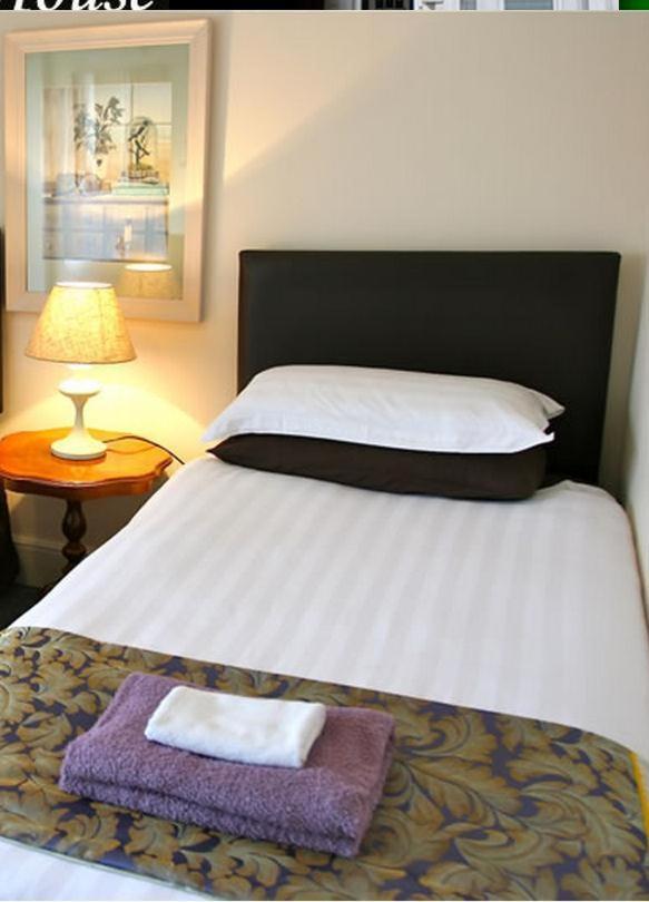 Standard Single Room with Shared Bathroom