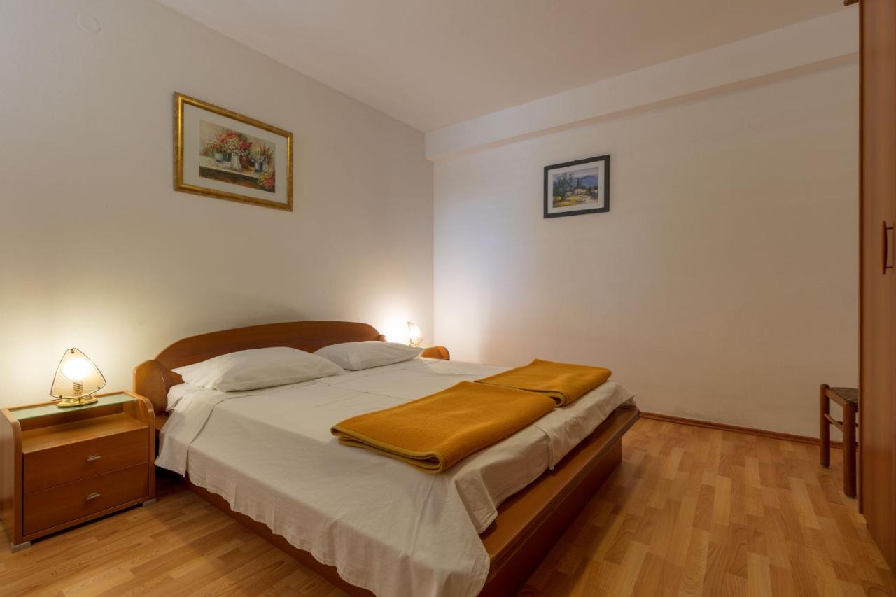 Appartement met 2 Slaapkamers en Terras - Uitzicht op Zee