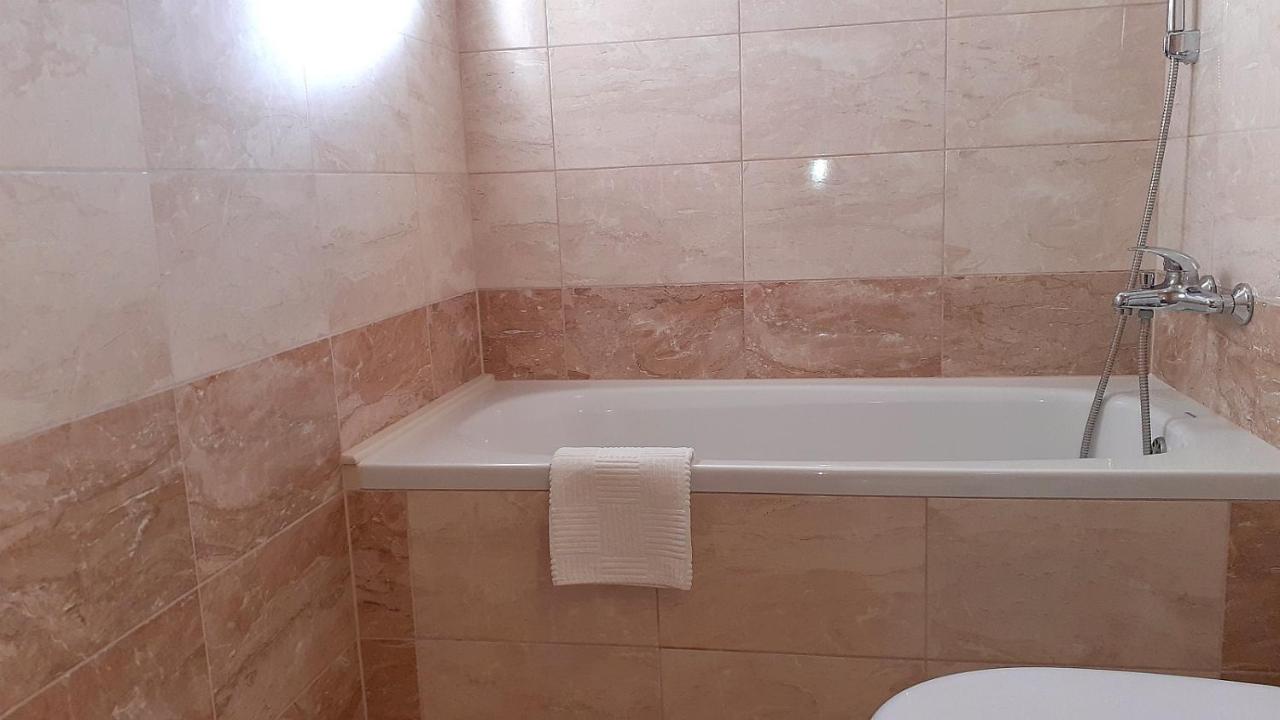 Appartamento con 1 Camera da Letto, Vista Mare e Terrazza