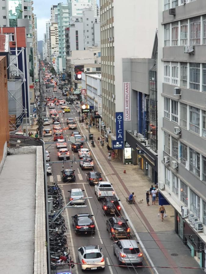 Lindo apto, 100metros da praia, na Av Brasil com a Av Central melhor localização - B&B