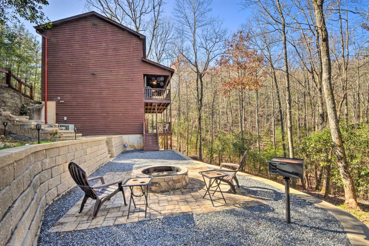 Family-Friendly Cabin about 1 Mile to Hike and Swim! - Ferienwohnung