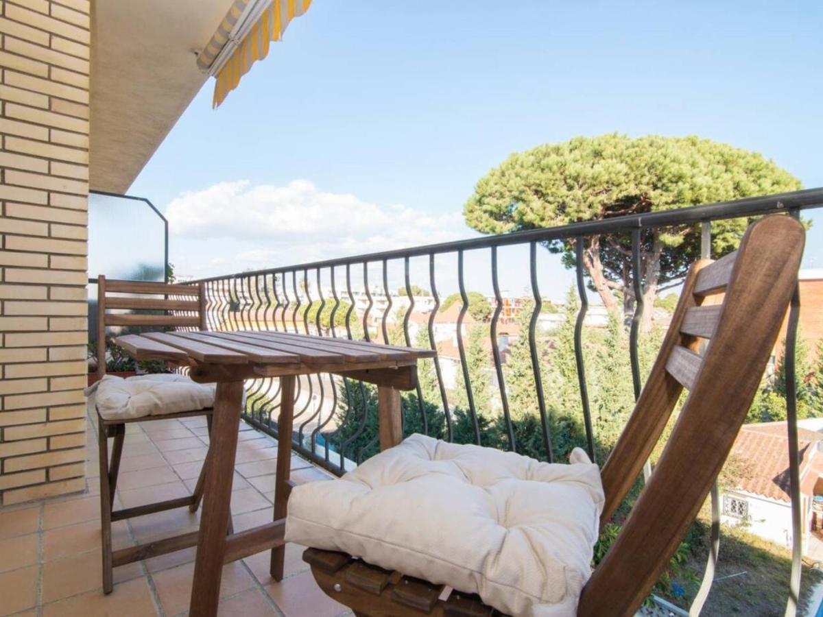 Sunny apartment 3 blocks to the beach - Ferienwohnung Castelldefels