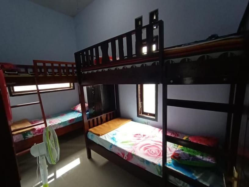 Mixed Dormitory Room