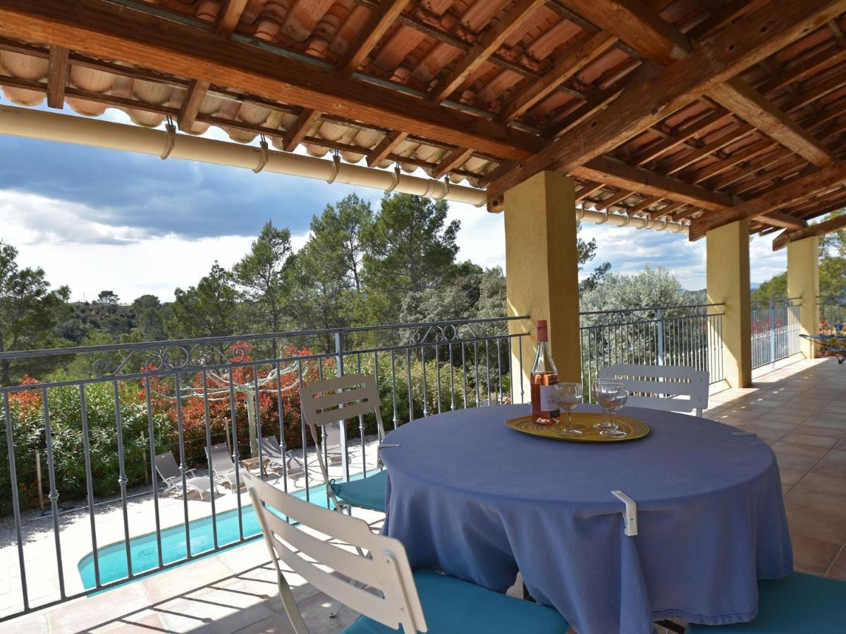 B&B Vidauban - Spacious villa with private swimming pool fabulous view near C te d Azur - Bed and Breakfast Vidauban