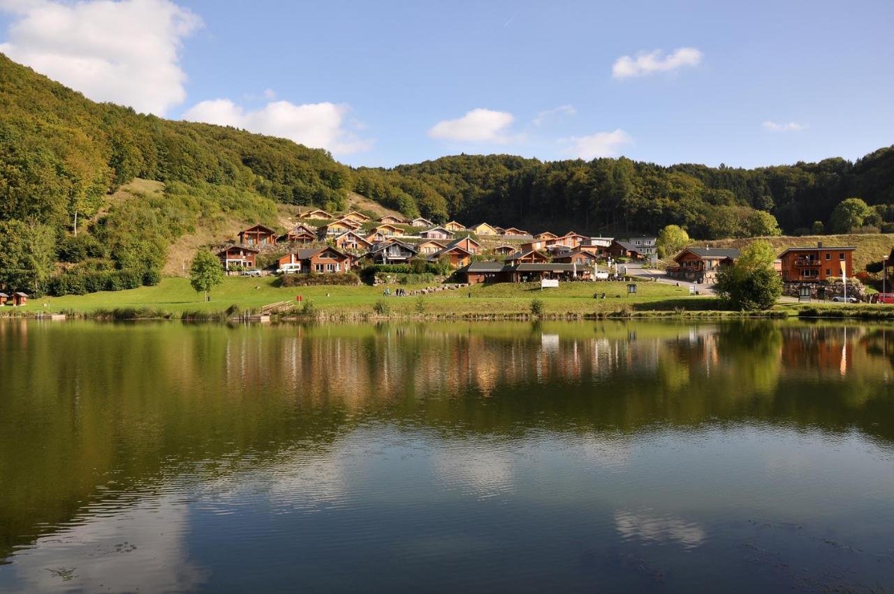 B&B Rieden - Eifel & See - Ferienhäuser am Waldsee Rieden/Eifel - Bed and Breakfast Rieden