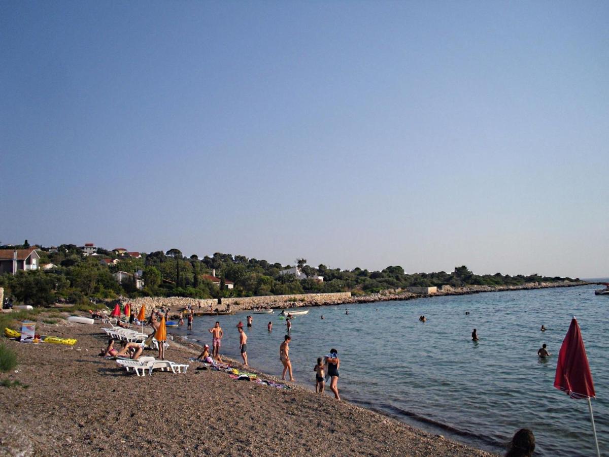 Apartment Ivica - B&B
