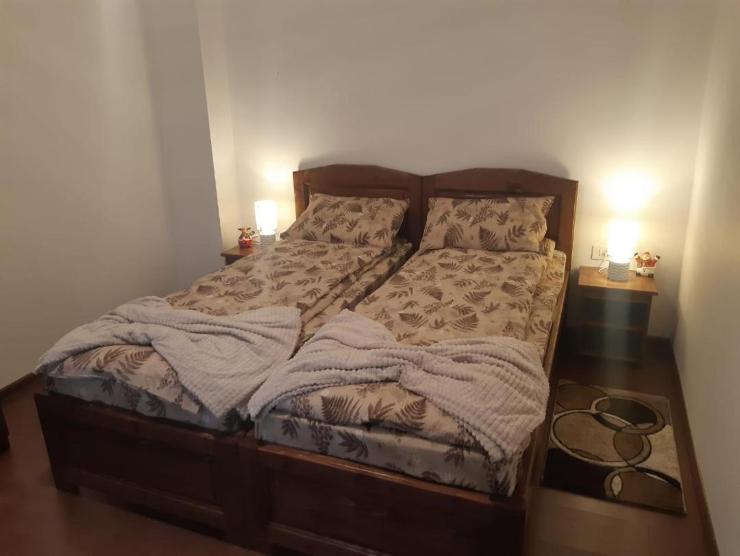 Chambre Double Deluxe (2 Adultes + 1 Enfant)