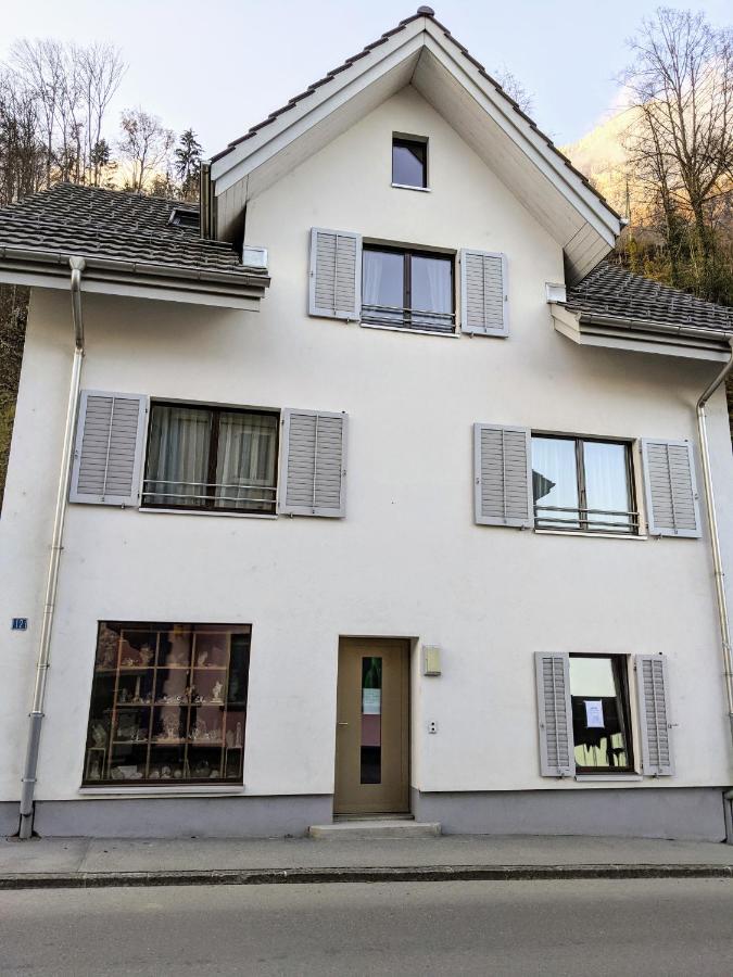 Budget rooms Pilatus - Alpnachstad - B&B