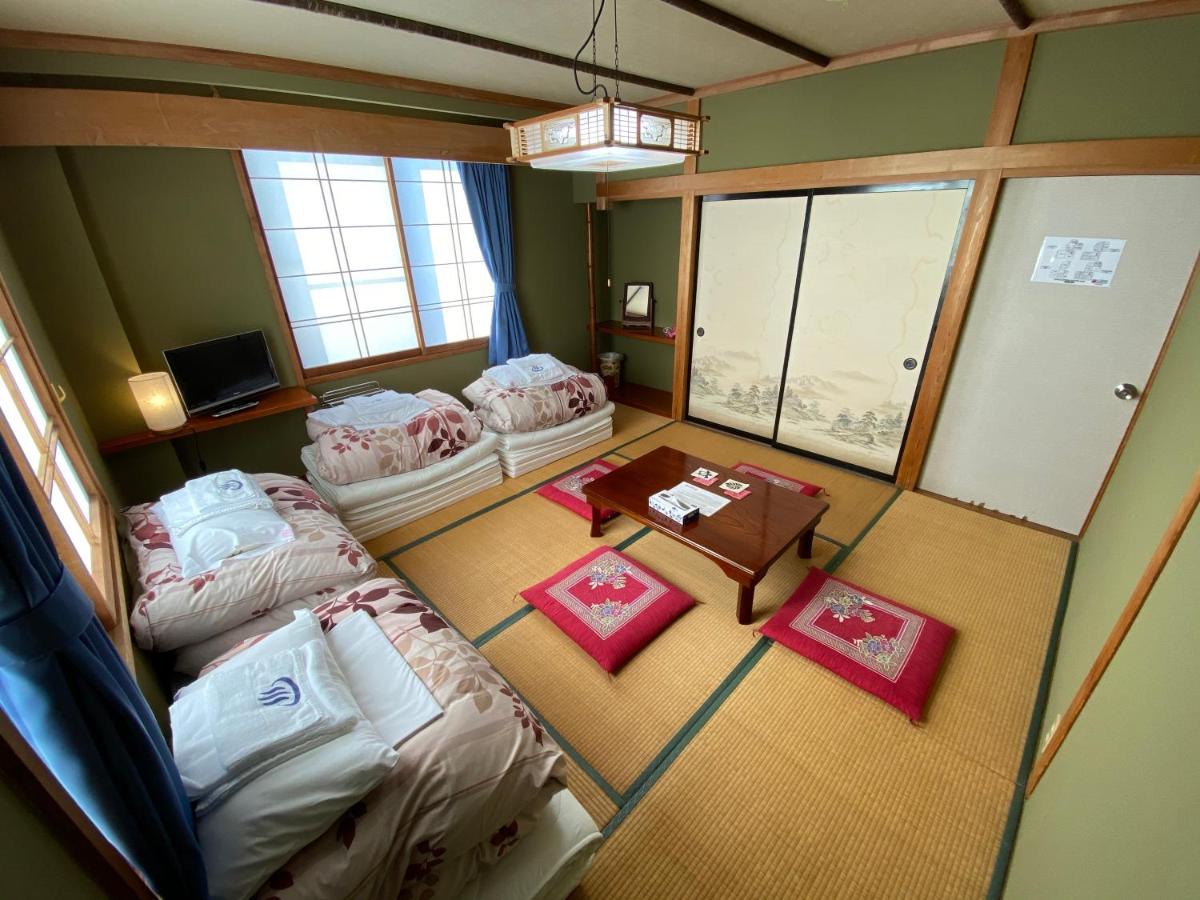 Japanese-Style Triple Room with Shared Bathroom and Toilet