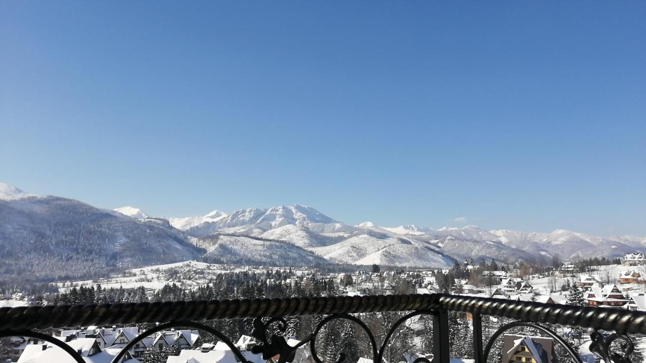 Double Room with Mountain View