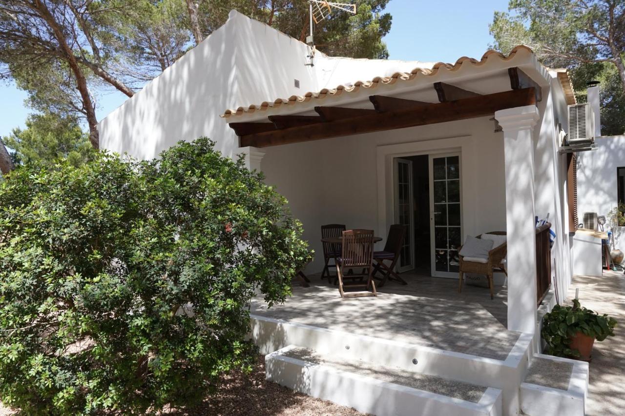 B&B Playa Migjorn - 2 bedrooms house at Platja de Migjorn 600 m away from the beach with furnished garden and wifi - Bed and Breakfast Playa Migjorn