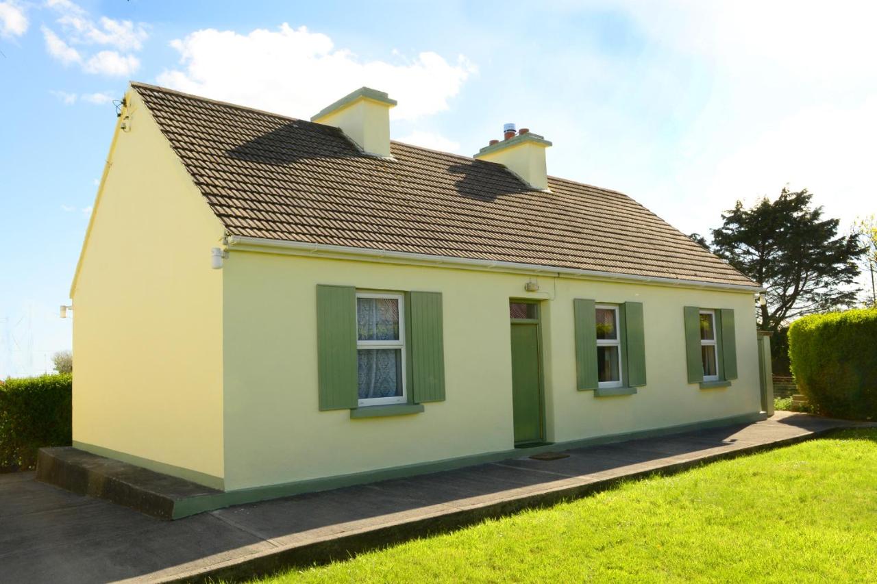 B&B Inveran - 4-Bed Cottage in Co Galway 5 minutes from Beach - Bed and Breakfast Inveran