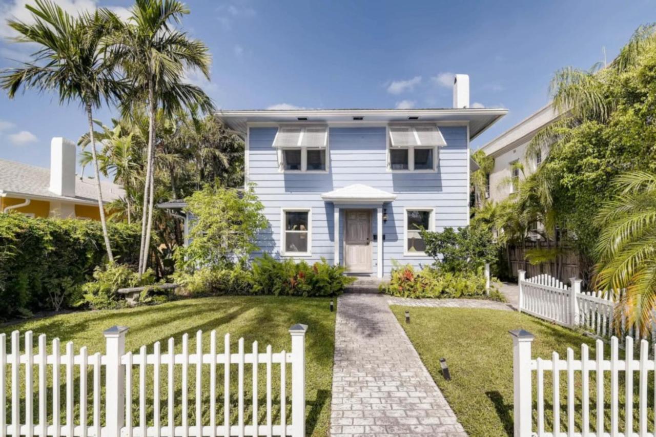 B&B West Palm Beach - The Periwinkle House 4bd 2ba Sleep 8 - Bed and Breakfast West Palm Beach